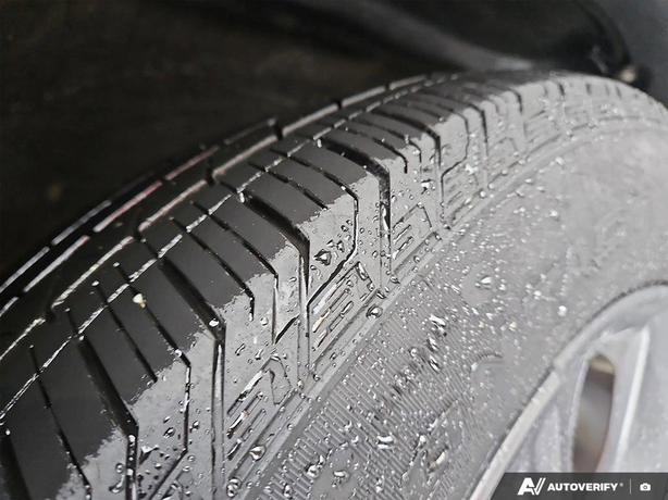 2021 Honda CR-V Sport AWD | Heated Seats | Adaptive Cruise Control! image 7