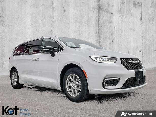 2024 Chrysler Pacifica Touring-L | Power Liftgate | Power Sliding Doors | Remote image 7