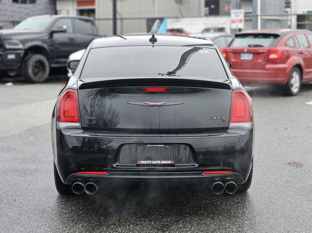 2021 Chrysler 300 S - Parking Sensors, Leather, Heated Seats image 6