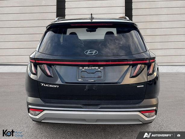 2025 Hyundai Tucson Preferred  AWD w/Trend Pkg FREE WINTER PACKAGE! DISCOUNT $89 image 5