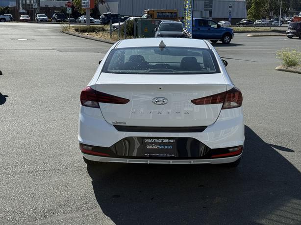 2020 Hyundai Elantra Preferred - Remote Keyless Entry & Heated Seats image 7