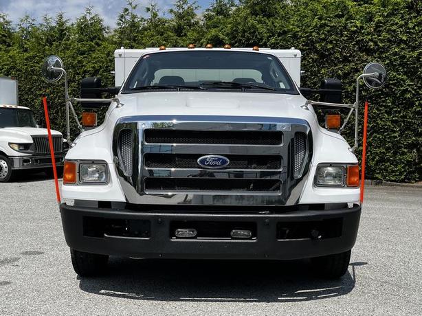 2011 Ford F-650 Pro Loader Ex-Sheriff Van Cummins Diesel Service Truck 2WD image 3