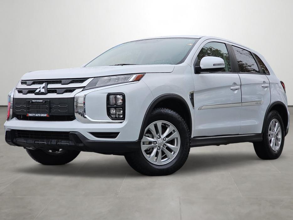 2023 Mitsubishi RVR SE AWC - Heated Seats, Apple Carplay/Android Auto display photo