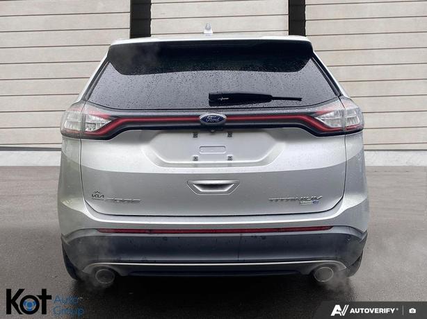 2016 Ford Edge Titanium PANORAMIC SUNROOF! LEATHER SEATS! BACKUP CAMERA! POWERED image 5