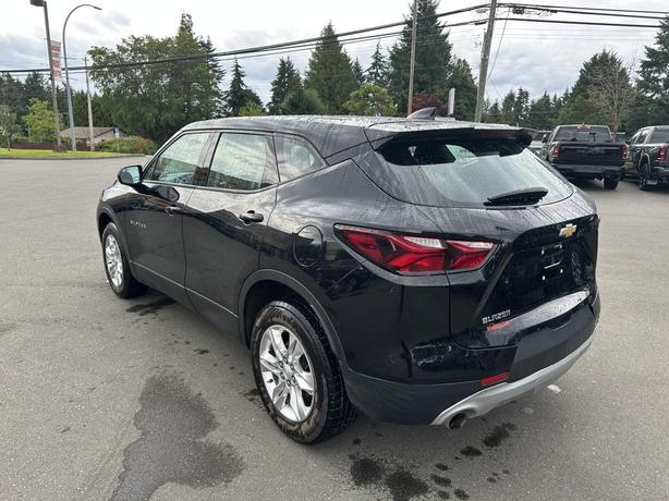2019 Chevrolet Blazer Base image 3