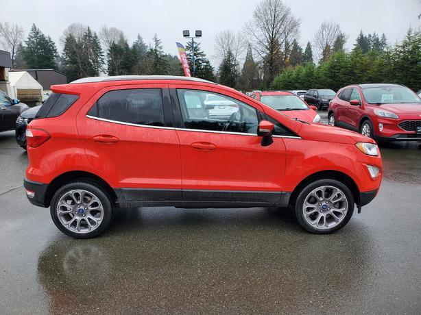 2020 Ford EcoSport Titanium - AWD, Heated Seats, Moonroof image 5