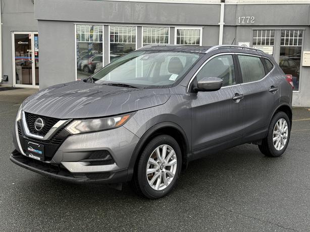 2023 Nissan Qashqai SV AWD - No Accidents, BC Local & Power Moonroof image 1