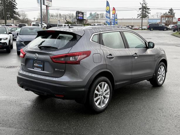 2023 Nissan Qashqai SV AWD - No Accidents, BC Local & Power Moonroof image 6