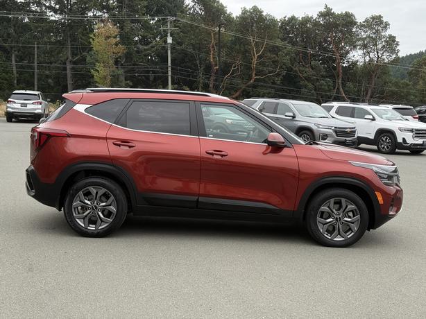 2024 Kia Seltos AWD - Power Moonroof & Back Up Camera image 5