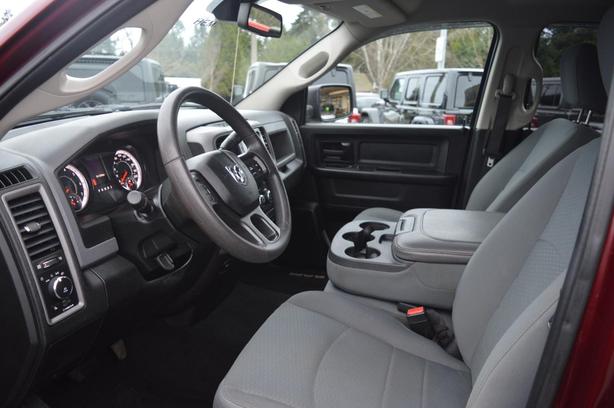 2019 RAM 1500 Classic Express image 8