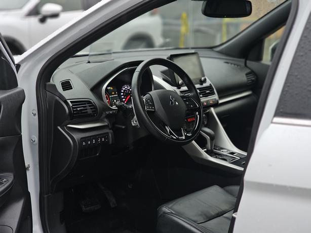 2023 Mitsubishi Eclipse Cross GT - Multi View Camera System, Sunroof, Leather image 2