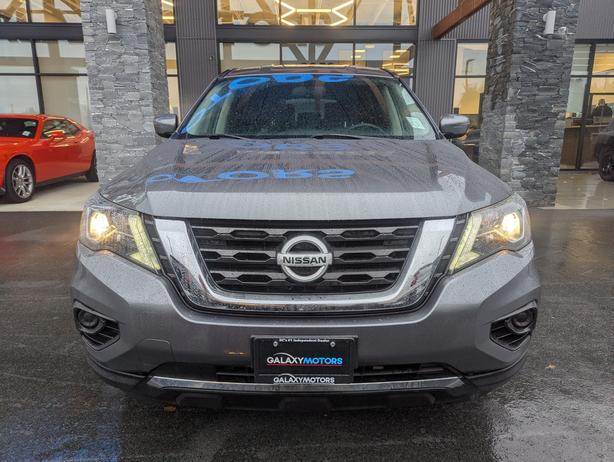 2019 Nissan Pathfinder SV - No Accidents, 4x4, 7-Passenger image 3