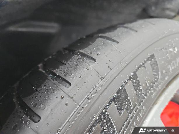 2019 Ford Mustang GT Premium | One Owner | No Reported Accidents! image 7