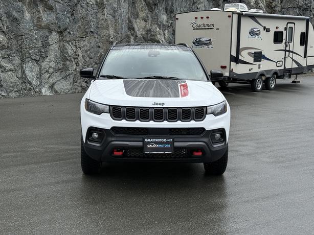 2024 Jeep Compass Trailhawk 4WD - Front Dual Zone A/C & ABS Brakes image 3