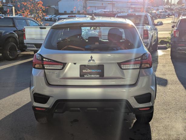 2025 Mitsubishi RVR ES - Heated Seats, Android Auto/Apple CarPlay image 7