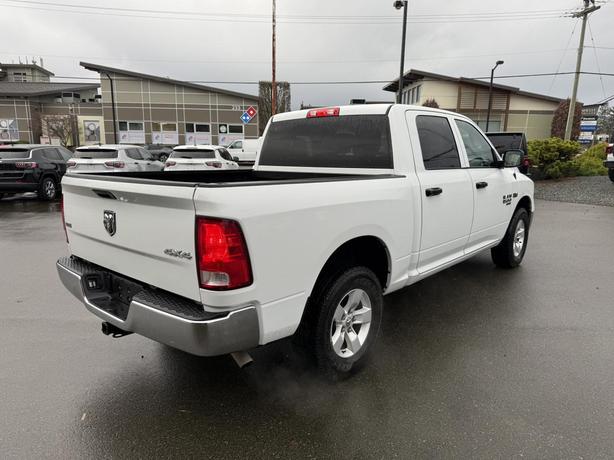 2022 RAM 1500 Classic SLT image 5