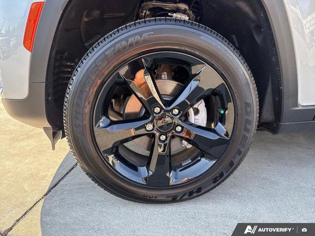 2024 Jeep Grand Cherokee Altitude 4x4Sport Utility | Keyless Entry | Backup Came image 6