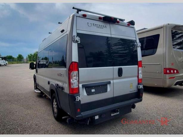 Used 2024 Entegra Coach Ethos 20T image 6