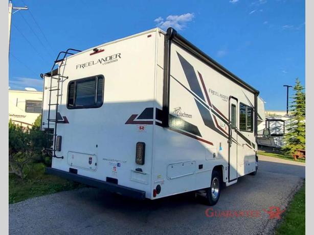 Used 2023 Coachmen RV Freelander 26DS image 4