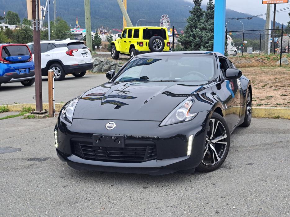 2020 Nissan 370Z Sport 6 Speed Manual display photo