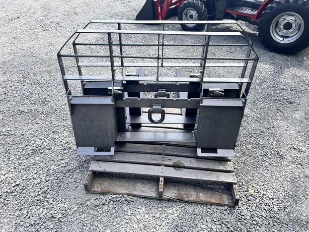 2024 Braber Equipment Regular Duty Skid Steer Pallet Forks BE-PF3042LBO500J image 2
