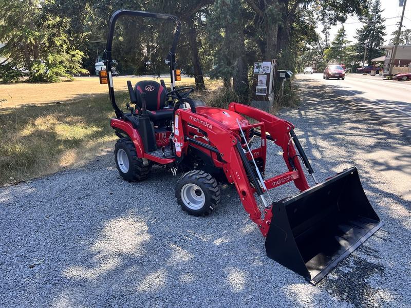 2024 Mahindra 1100 series 1120 HST display photo