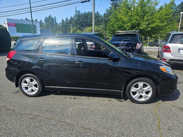 2003 Toyota  Matrix XR image 3