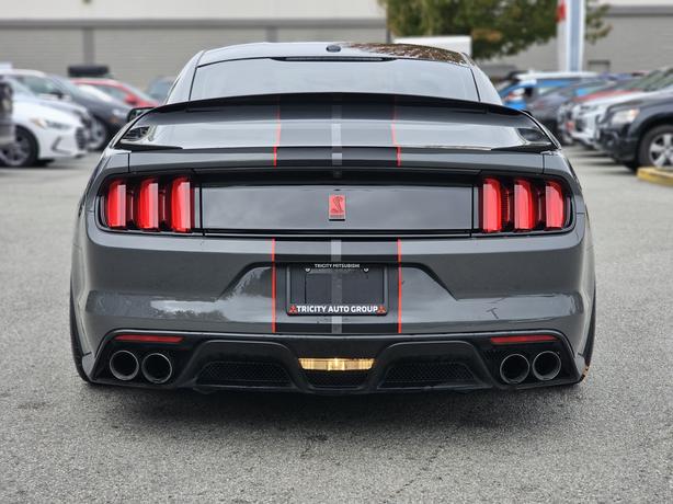 2018 Ford Mustang Shelby GT350R - New tires - Carbon Fiber Wheels image 6