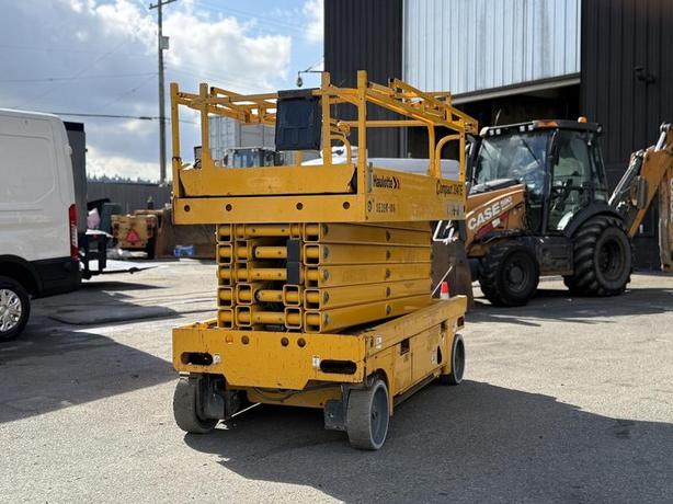 2013 Haulotte Compact 3947E Electric Scissor Lift image 3