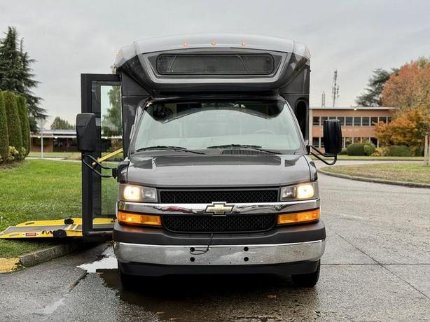 2019 Chevrolet Express 4500 22-Passenger Shuttle Bus with Wheelchair Ramp image 3
