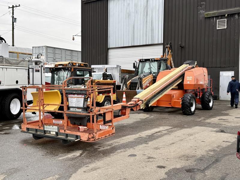 2012 JLG 660SJ 4WD Diesel Boom Lift display photo