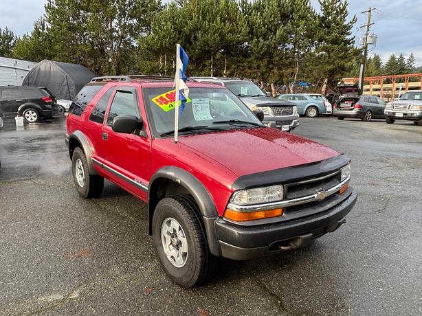 2000 Chevrolet  Blazer LS 2 Dr new AC power options very clean no rust. image 3