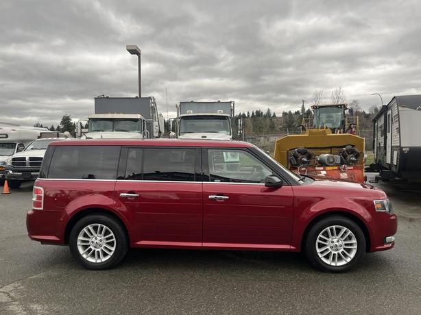 2015 Ford Flex SEL FWD – 3.5L V6, Leather, Sunroof image 6