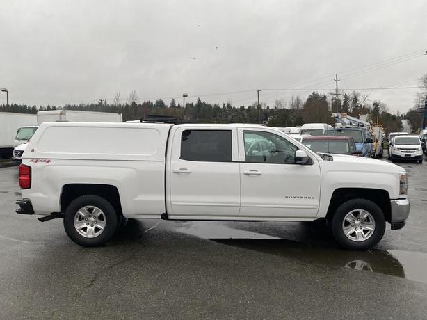 2016 Chevrolet Silverado 1500 Crew Cab 4WD with Canopy image 7