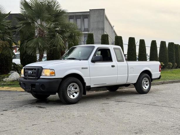 2011 Ford Ranger XL SuperCab 2WD Pickup Truck with 6-Foot Bed image 5
