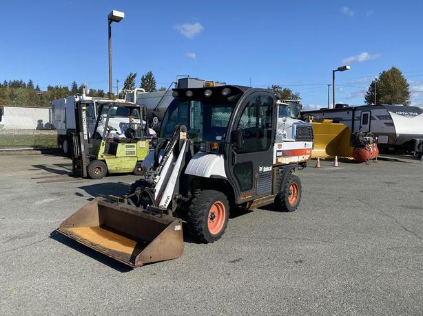 2015 Bobcat 5600 4x4 front end loader Diesel image 1