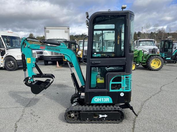 2024 AGT Industrial Green QH13R Mini Excavator 420CC Gas Engine (New) image 2