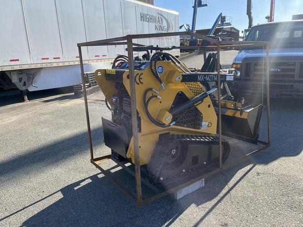 2025 AGT INDUSTRIAL MX-MZT14 RUBBER TRACK RIDE ON MINI SKID STEER (New) image 5