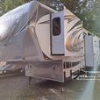 Used 2012 Heartland Cyclone 3950 thumbnail image 2