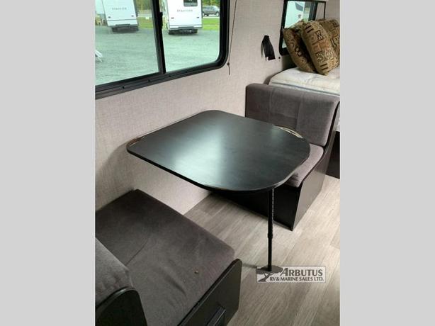 Used 2022 Jayco Jay Flight SLX Western Edition 174BH image 4