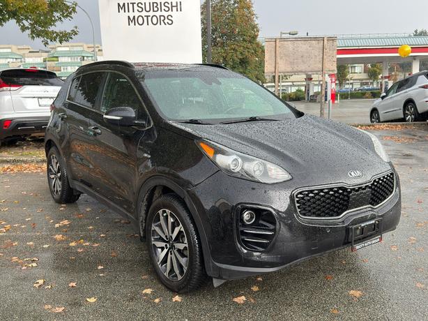 2019 Kia Sportage EX - Power Liftgate, Sunroof, Parking Sensors image 4