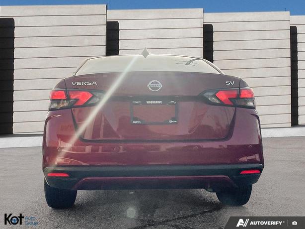 2021 Nissan Versa SV image 5