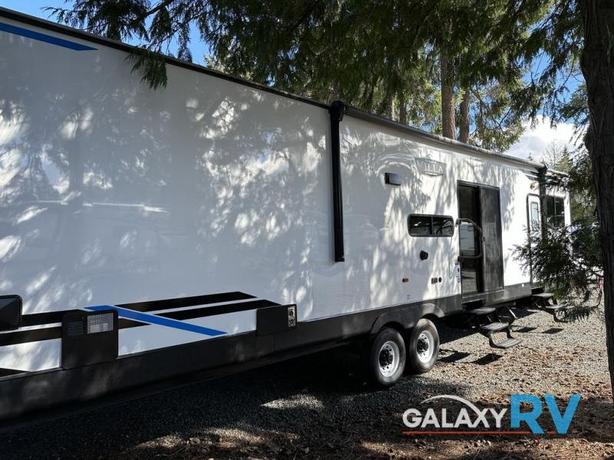 Used 2021 Forest River RV Villa 4002Q image 4