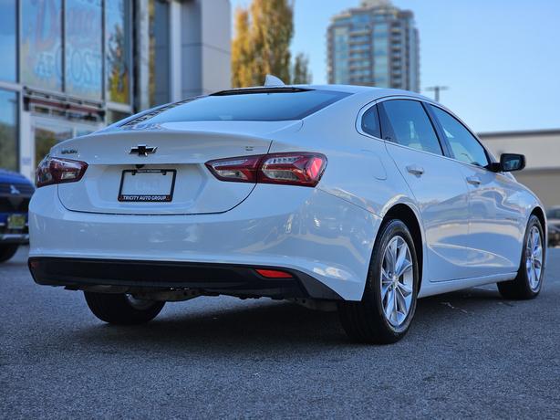 2022 Chevrolet Malibu LT - Heated Seats, Apple CarPlay, Android Auto image 5