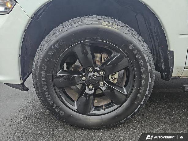 2023 RAM 1500 Classic Express 4x4 Crew Cab 5'7 Box | No Reported Accidents | Low image 6