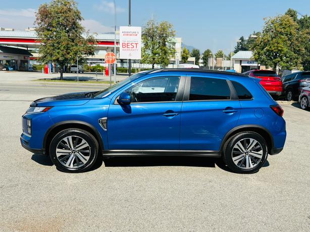 2022 Mitsubishi RVR SEL - No Accidents, One Owner, Heated Steering image 8