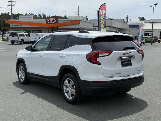 2024 GMC Terrain SLE AWD - Power Driver Seat & Premium Audio System image 8