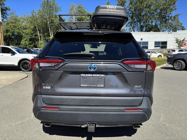 2023 Toyota RAV4 Hybrid Xle image 6