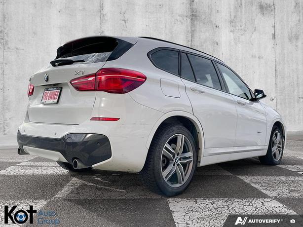 2018 BMW X1 xDrive28i | AWD | Heated Seats | Bluetooth | Panoramic Sunroof image 5