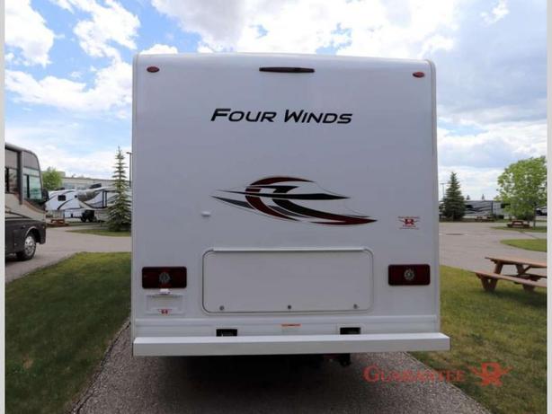 Used 2023 Thor Motor Coach Four Winds 28Z image 5
